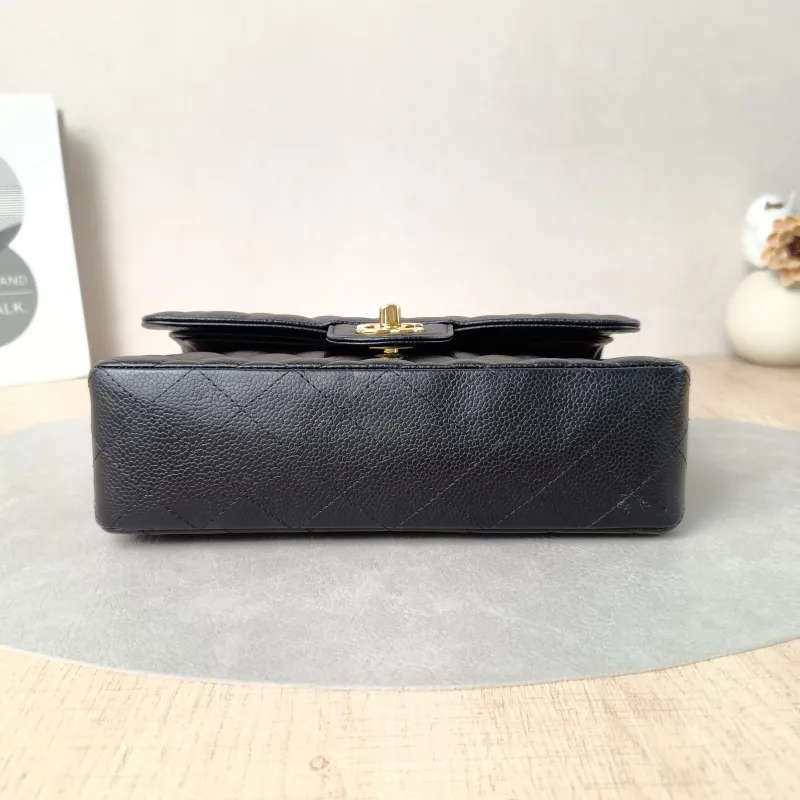 Chanel Crossbody Bag Classic Flap CF Black Grained Calfskin Small 23 × 6 × 14.5 cm — cover view 4 of 6
