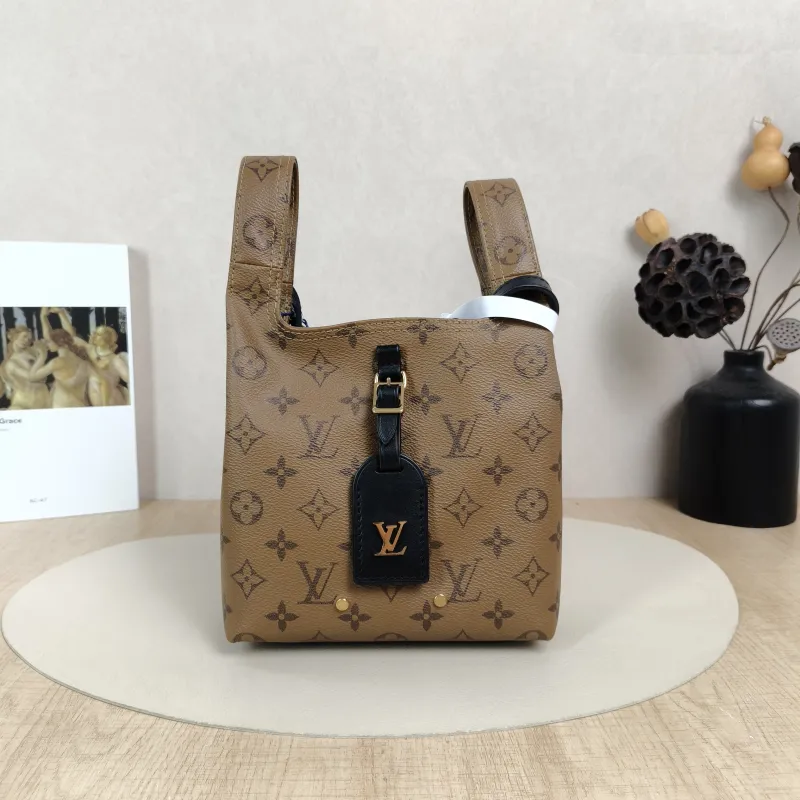 Louis Vuitton Top Handle Bag ATLANTIS Monogram PVCBB17 × 7 × 17 cm