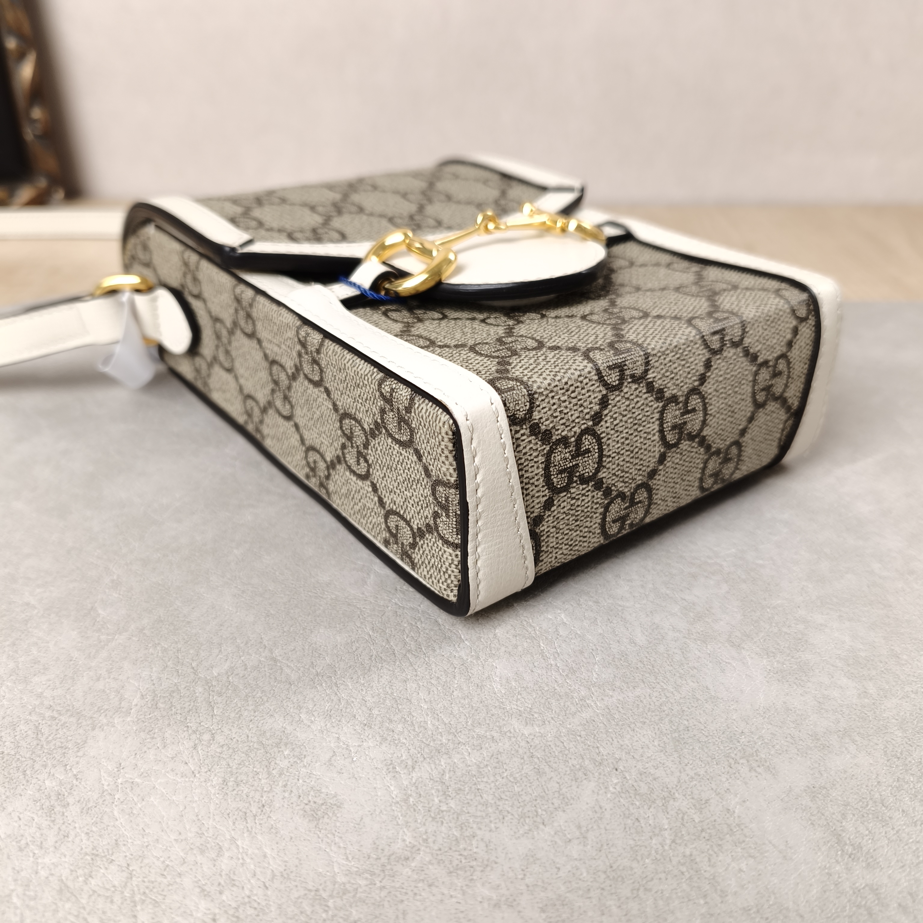 GUCCI Crossbody Bag Horsebit 1955Collection Mini White PV Cmini11.5 × 4 × 17 cm — cover view 7 of 12