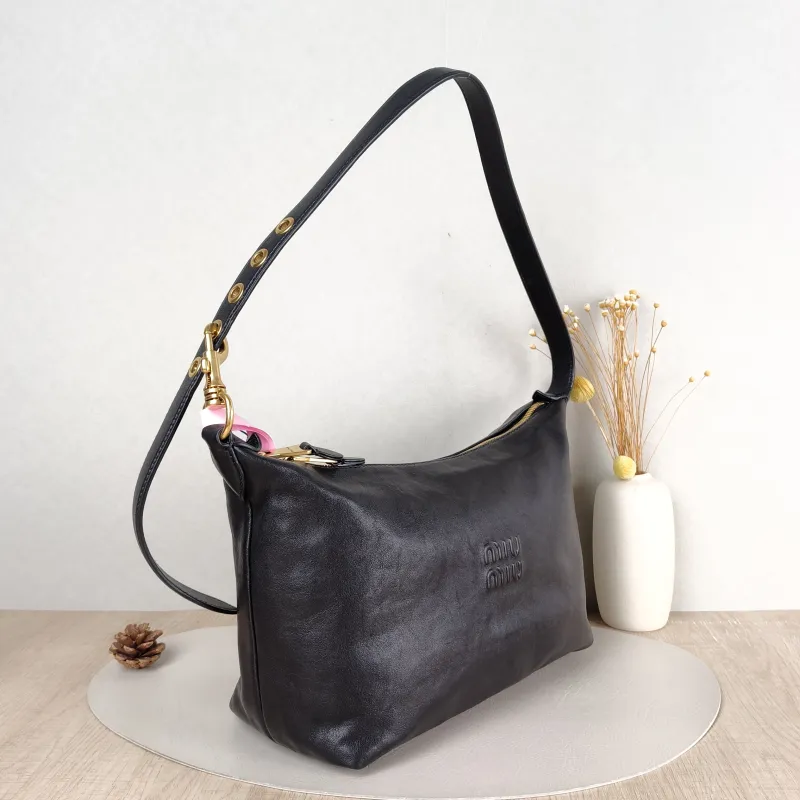 Miumiu Top Handle Bag Spirit Vanity Case Bag Cosmetic Bag Black Lambskin Medium 28 × 13 × 21.5 cm — cover view 4 of 5