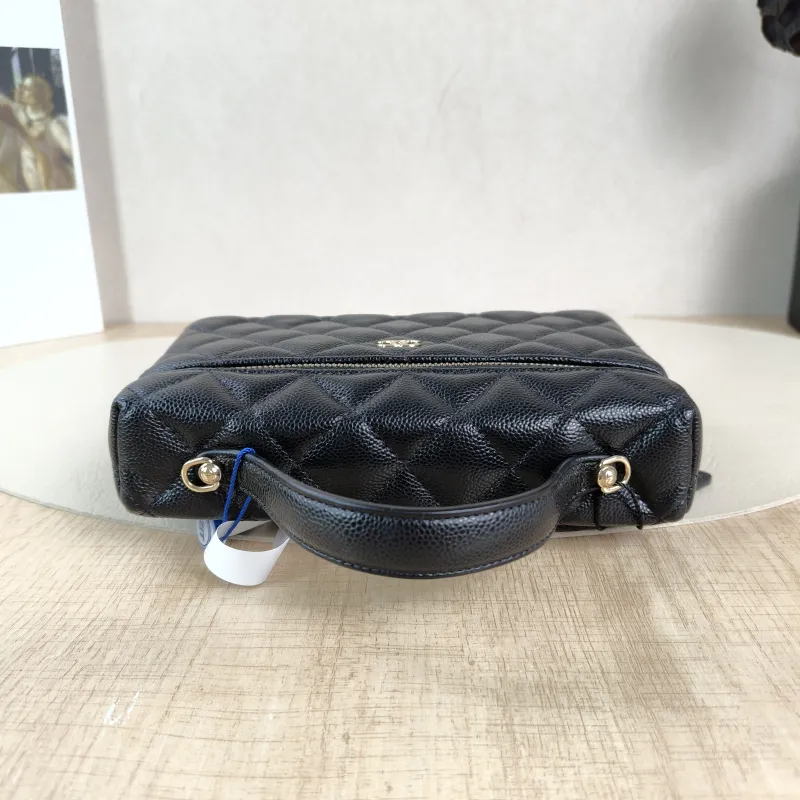 Chanel Crossbody Baglp Box Bag Top Handle Crossbody Bag Black Grained Calfskin One Size19.5 × 5 × 17 cm — detail view 2 of 14