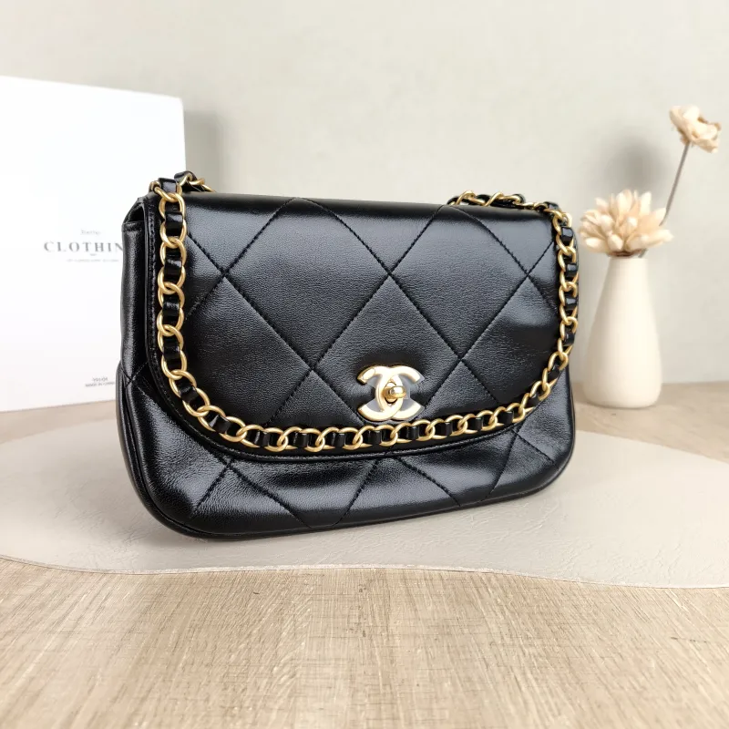 Chanel Crossbody Bag Crossbody Bag Black with Gold-Tone Hardware Lambskin One Size 24 × 6 × 15 cm — cover view 2 of 5