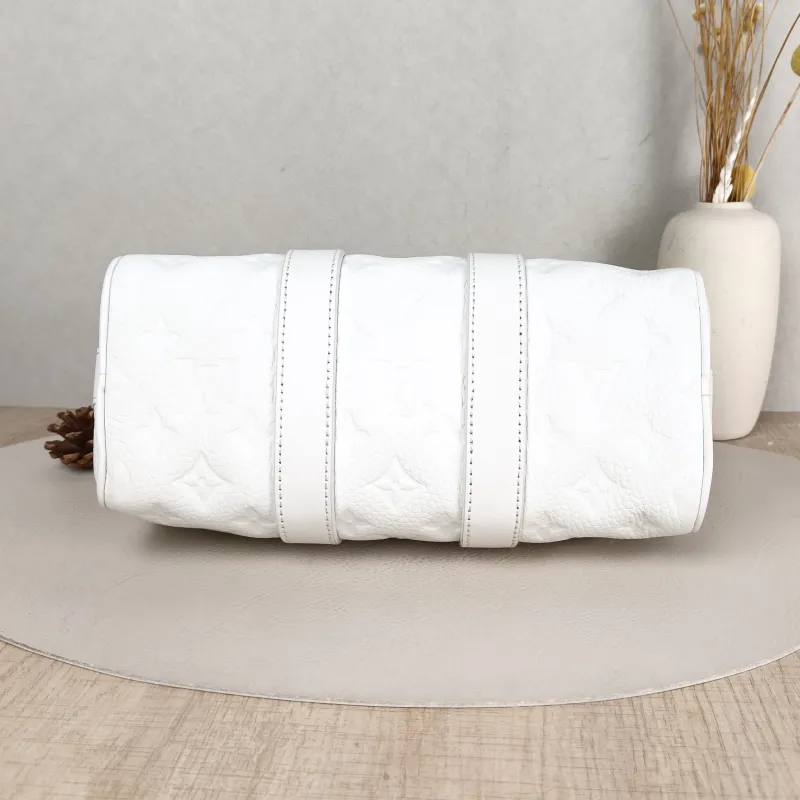 Louis Vuitton Crossbody Bag Keepall 25 White Calfskin Medium 25 × 11 × 15 cm — cover view 4 of 5