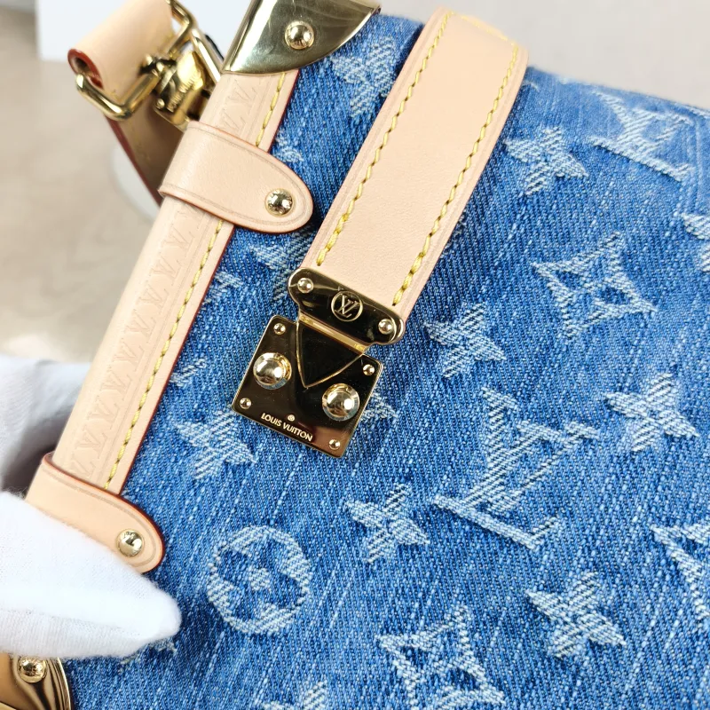 Louis Vuitton Shoulder Bag Side Trunk Box Blue Medium 23.5 × 8.5 × 16 cm — detail view 3 of 12