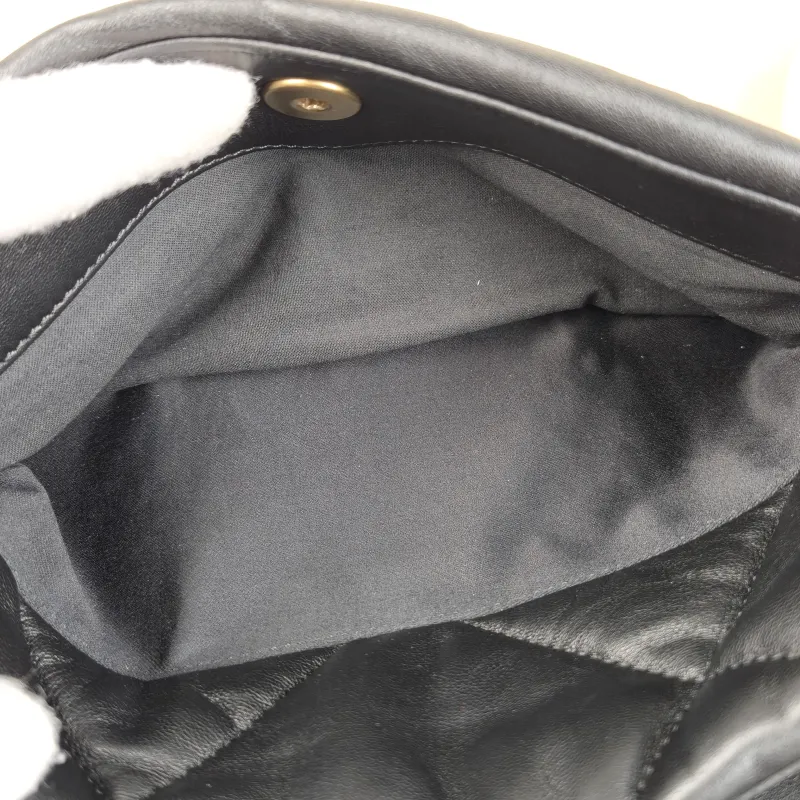 Chanel Crossbody Bag C Black Lambskin Small 28 × 9.5 × 17 cm — detail view 3 of 17