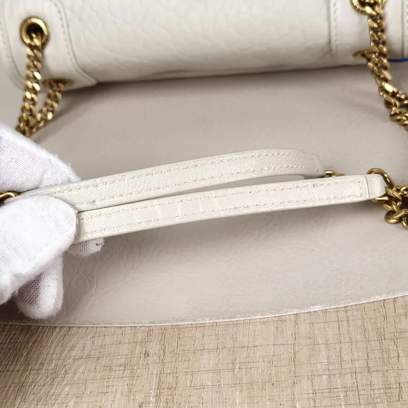 SAINT LAURENT Crossbody Bag Niki White Lambskin Mini 18 × 5 × 12.5 cm — detail view 3 of 12