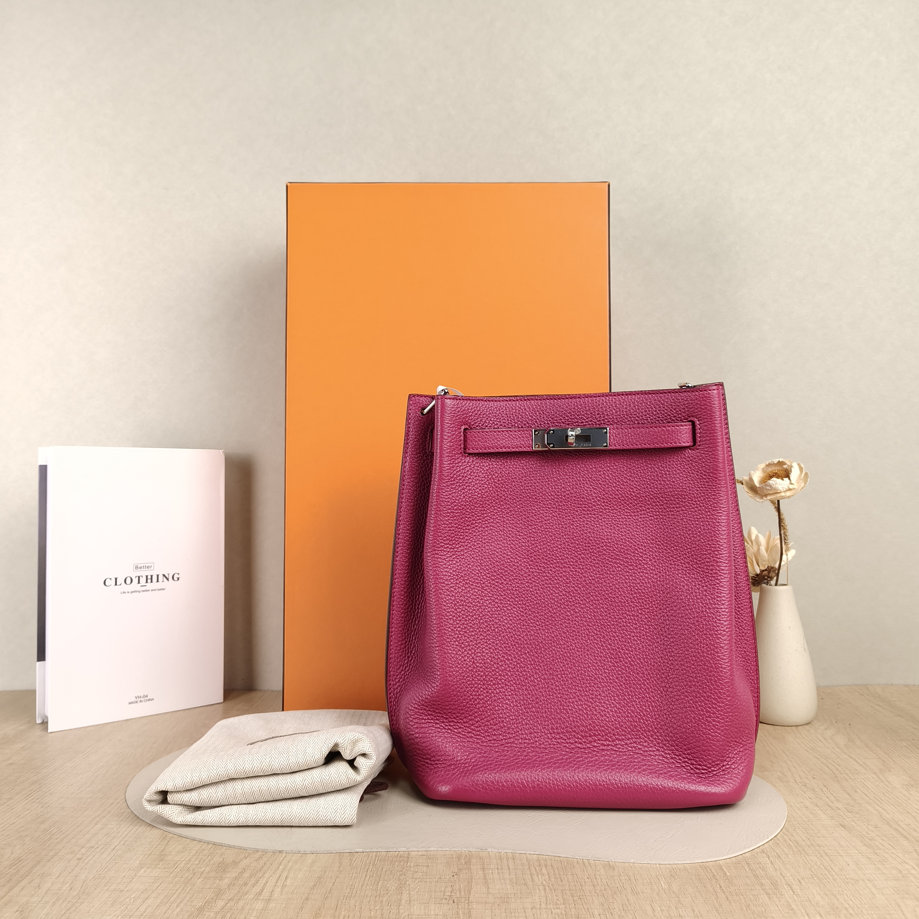 Hermès Crossbody Bag Crossbody Bag K5 Togo Calfskin One Size22.5 × 11 × 30 cm — cover view 4 of 6
