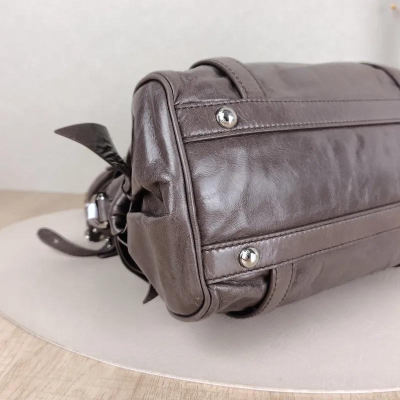 Miumiu Shoulder Bag Ribbon Grey Waxed Leather Small27 × 13 × 16 cm — detail view 11 of 13