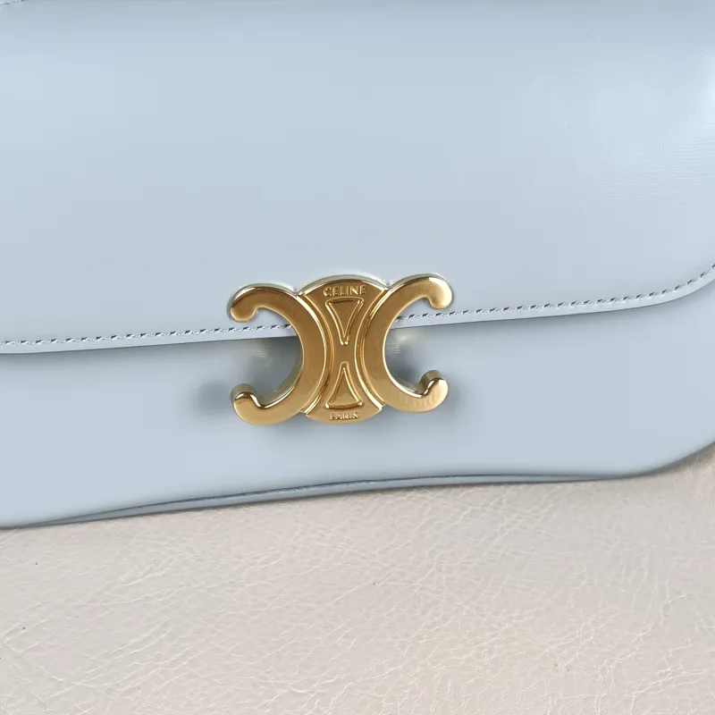 CELINE Crossbody Bagteen lola Crossbody Bag Blue Calfskin20 × 8.5 × 11.5 cm — detail view 2 of 12