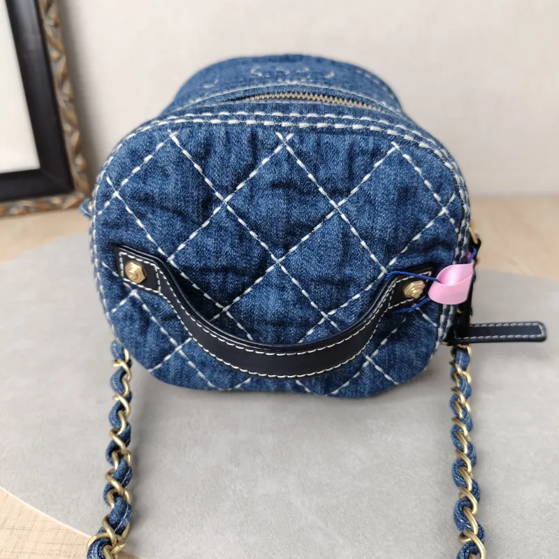 Chanel Top Handle Crossbody Bag Blue One Size17 × 13 × 18 cm — detail view 2 of 20
