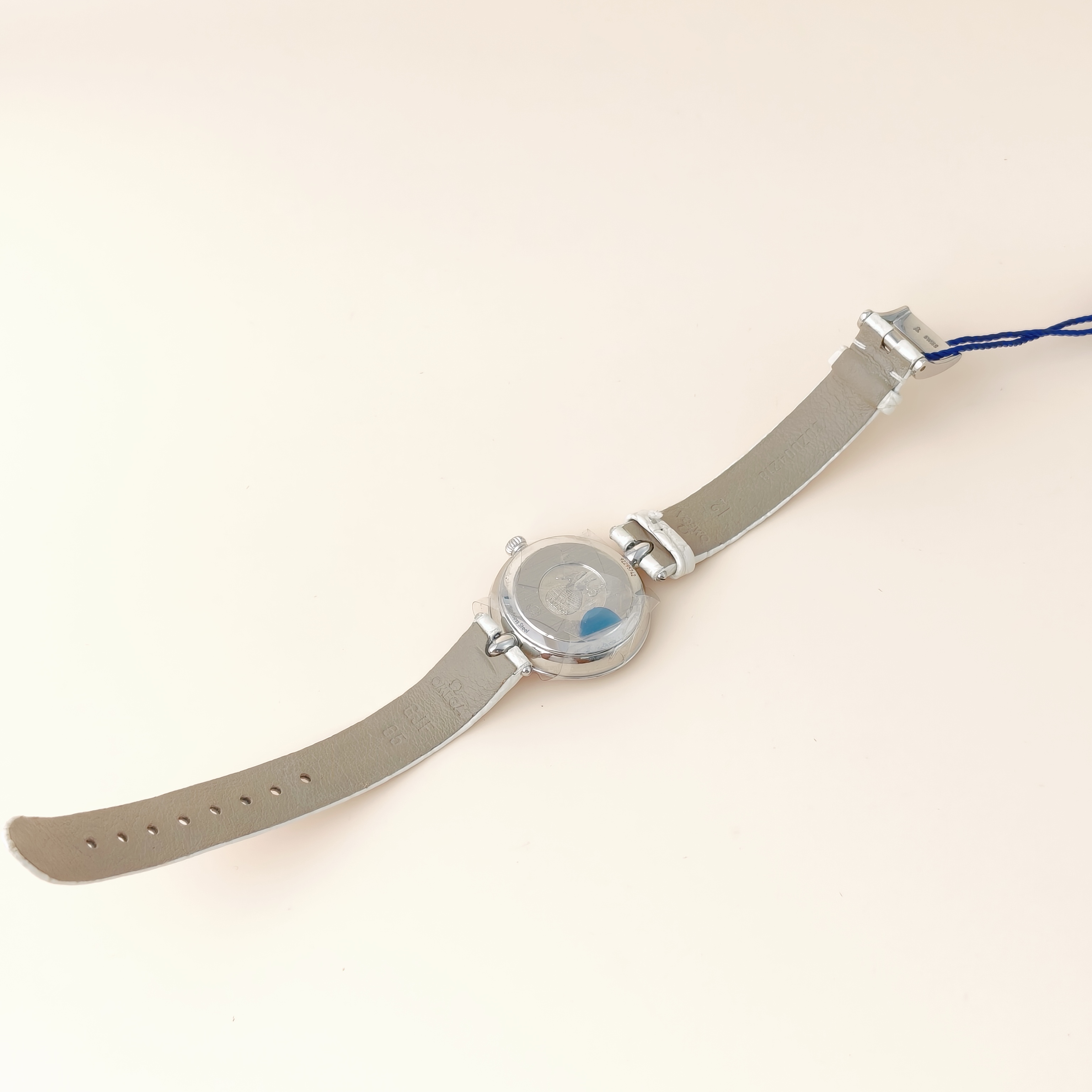 OMEGA Watch Collection Watch One Size27.4 — cover view 4 of 11