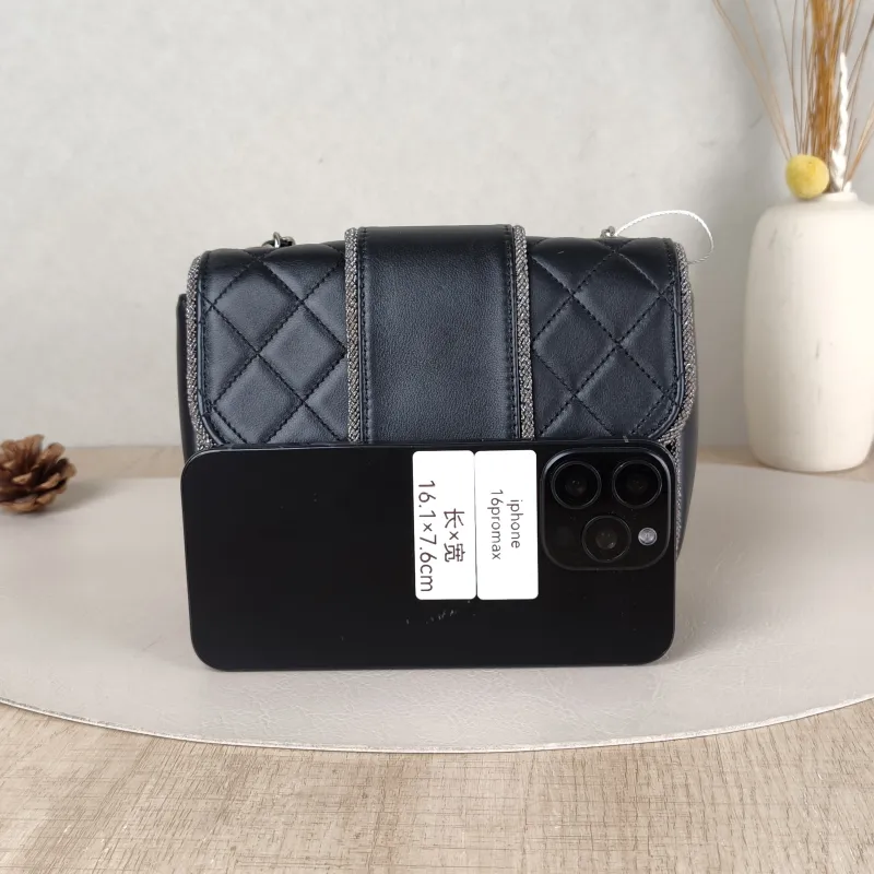 Chanel Crossbody Bag Black Lambskinmini17 × 8 × 13.5 cm — cover view 2 of 5