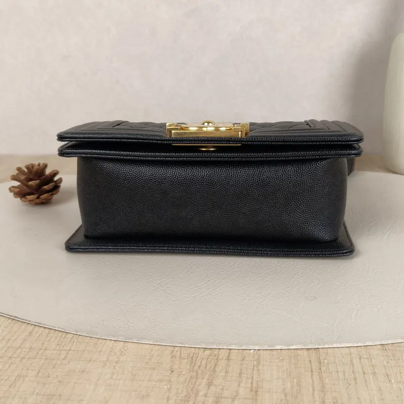 Chanel Crossbody Bag Le BoyBlack Grained Calfskin Small20.5 × 8.5 × 12 cm — cover view 3 of 9