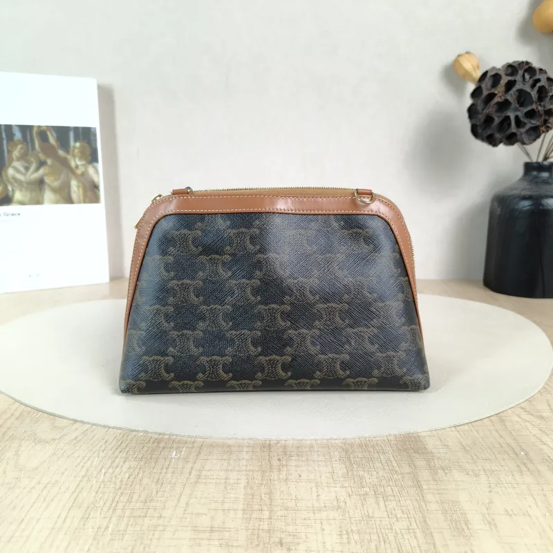 CELINE Cosmetic Bag Triomphe Cosmetic Bag Monogram PVC Medium22 × 8 × 13 cm — cover view 3 of 5