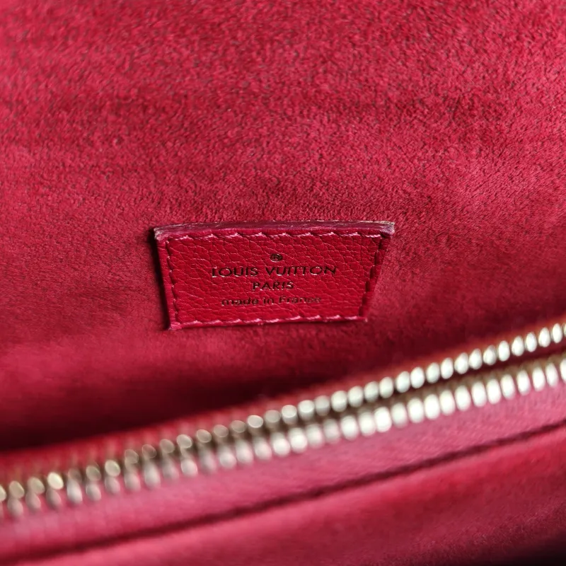 Louis Vuitton Crossbody Bag VICTOIRE Red Monogram PVC One Size 27 × 10 × 17 cm — detail view 2 of 11