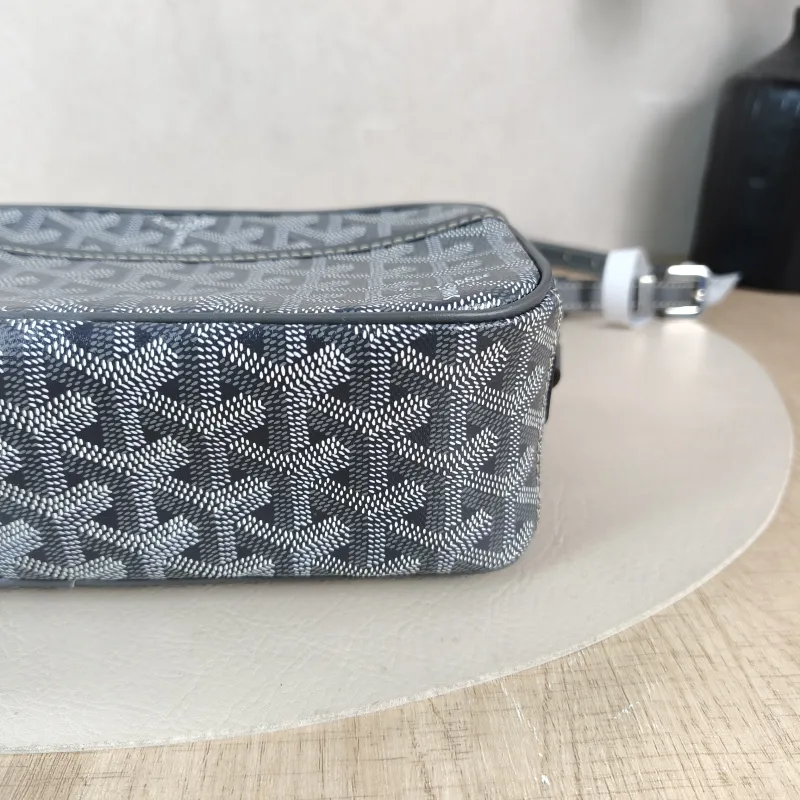 GOYARD Crossbody Bag Cap Vert Camera Bag Grey PVC Small 22 × 6.5 × 13 cm — detail view 8 of 10
