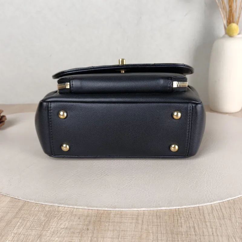 Chanel Crossbody Bag affinity Messenger Bag Black with Gold-Tone Hardware Grained Calfskin Small 19 × 7 × 14 cm 27 — cover view 5 of 5