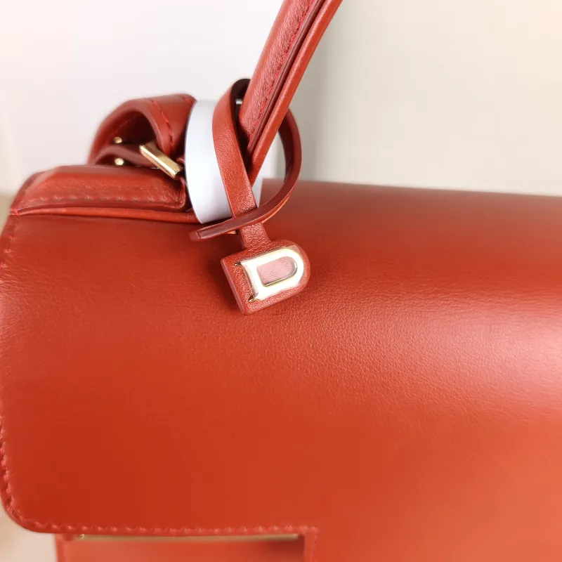 DELVAUX Crossbody Bag Tempete Top Handle Bag Red Calfskin Medium 27.5 × 9 × 23 cm — detail view 8 of 13