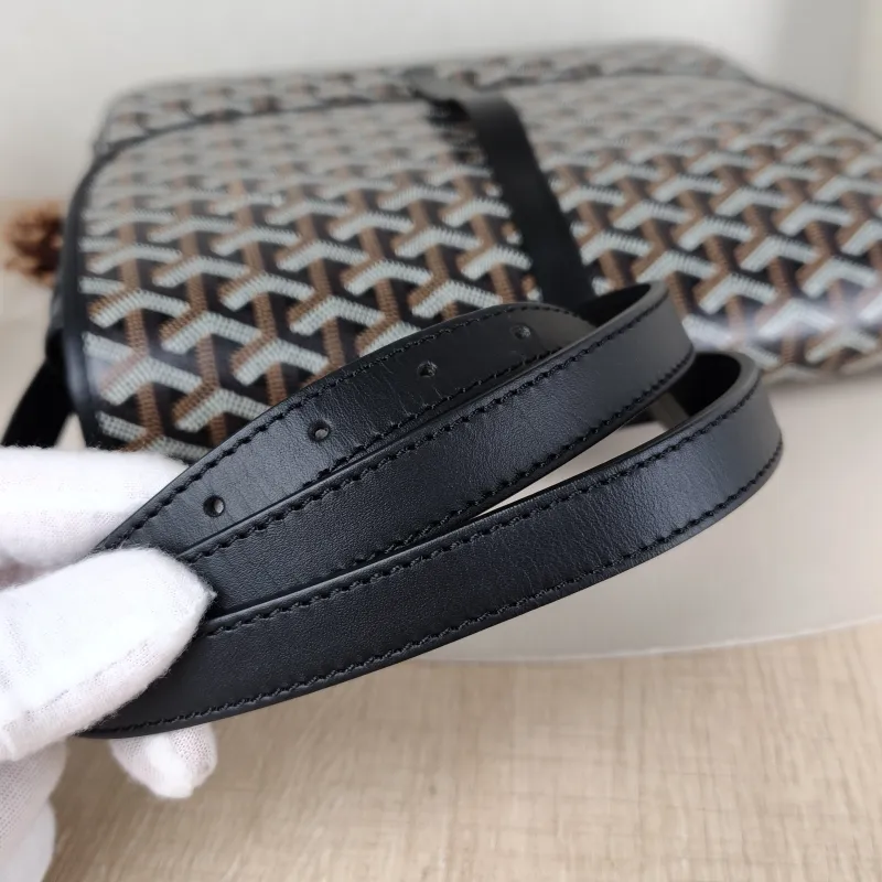 GOYARD Crossbody Bag BELVEDERE Messenger Bag Black Monogram PVC Medium 29 × 9 × 23 cm — detail view 7 of 11