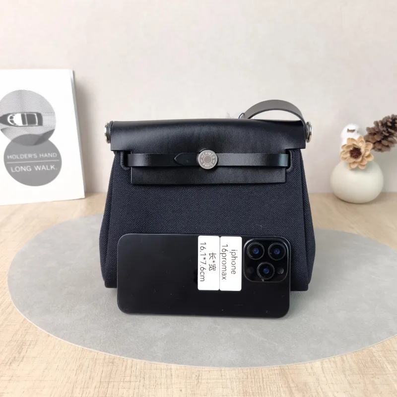 Hermès Crossbody Bag Herbag Zip 2089Black Calfskin,Canvasmini20.5 × 7 × 16.5 cm — cover view 5 of 6
