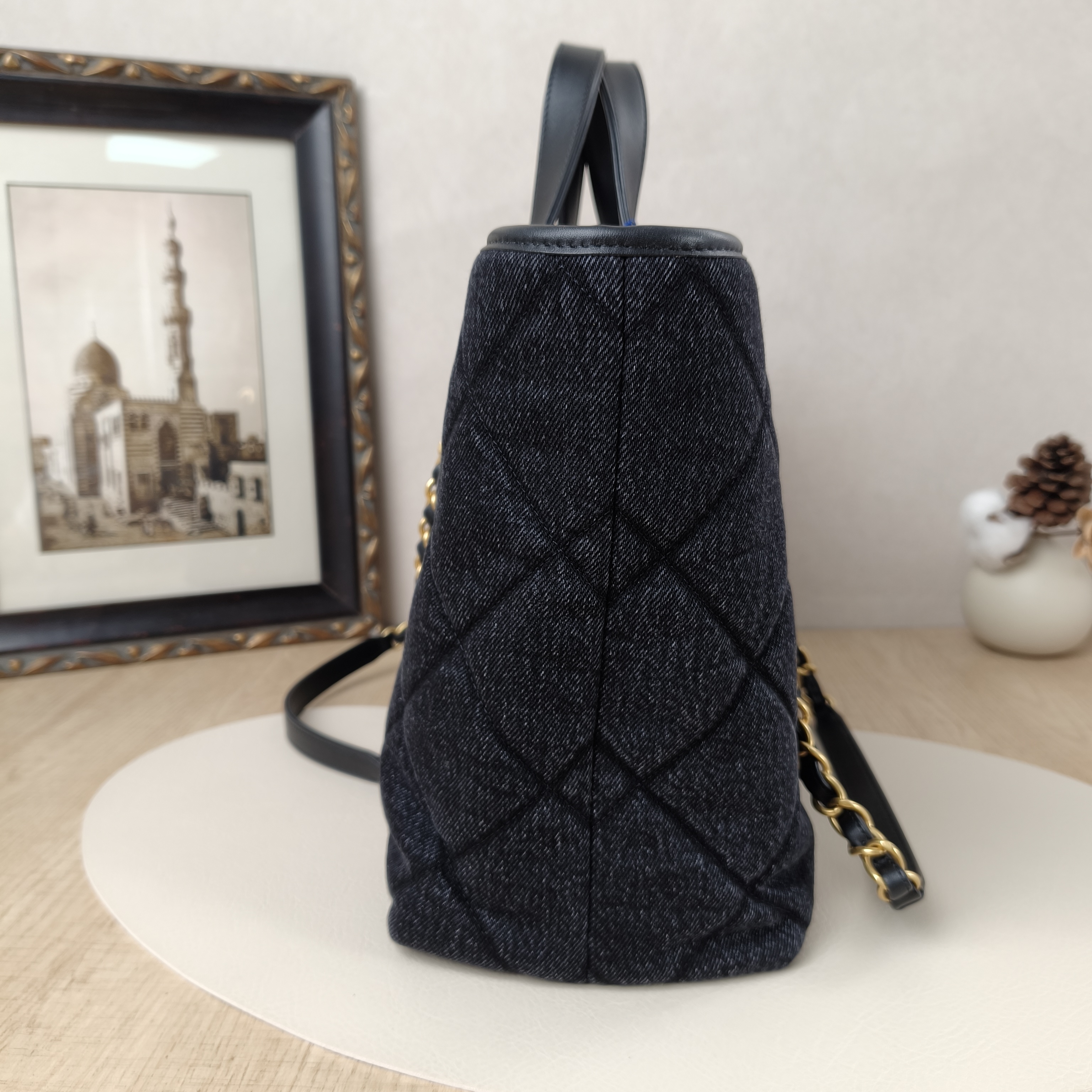 Chanel Shoulder Bag tote Black One Size35 × 13 × 24 cm — cover view 6 of 10