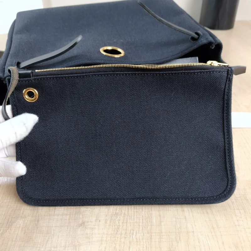 Hermès Crossbody Bag Herbag 31 Black Canvas Medium 30.5 × 11 × 25.5 cm Y — detail view 12 of 16