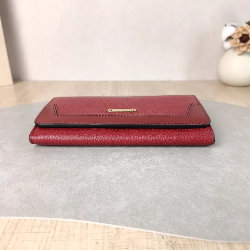 BURBERRY Wallet Wallet Red Calfskin One Size 19 × 2 × 11 cm — cover view 5 of 5
