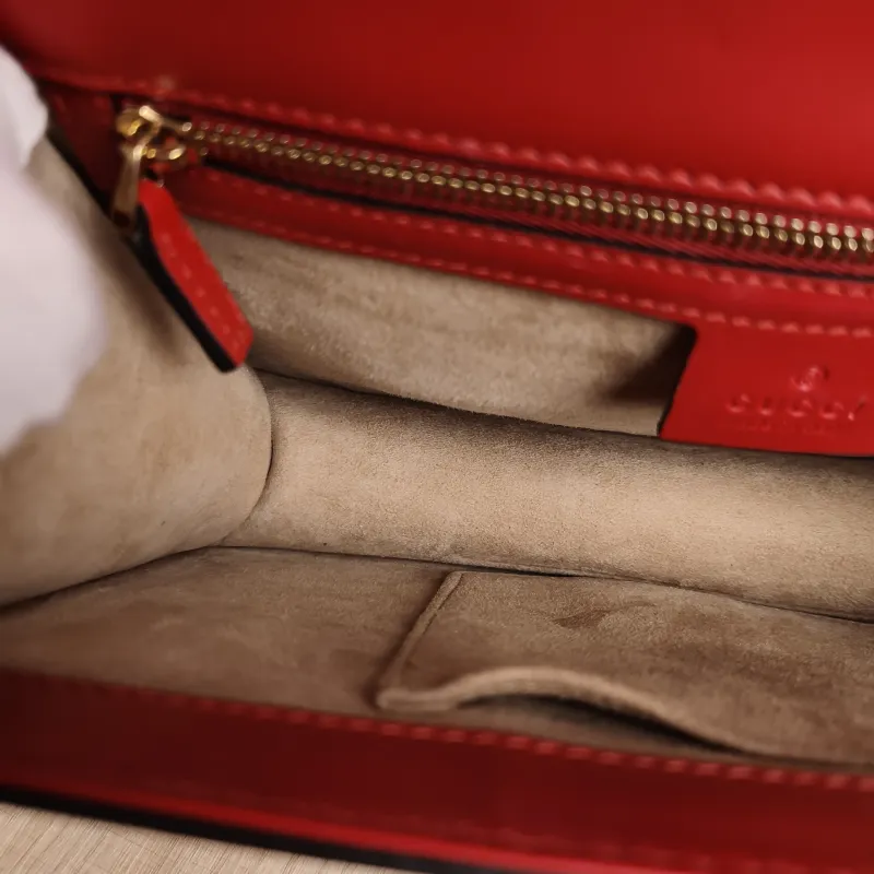 GUCCI Crossbody Bag Sylvie Shoulder Strap Edition Red Calfskin Small25.5 × 8 × 17 cm — detail view 7 of 12