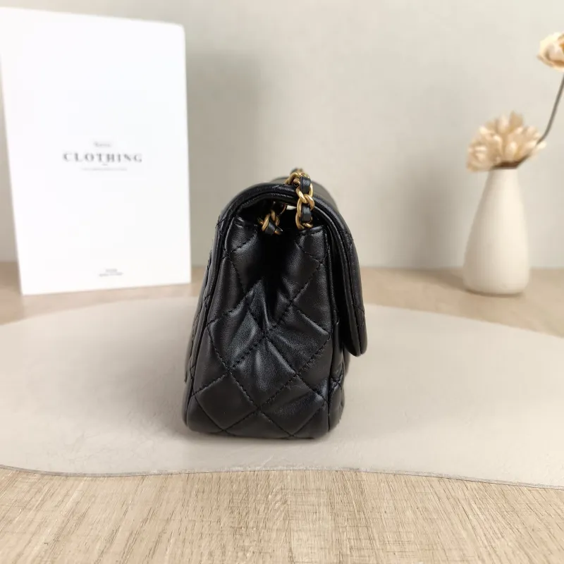 Chanel Crossbody Bag Classic Flap Mini CF Mini Black with Gold-Tone Hardware SL ambskinmini17 × 8 × 13.5 cm — detail view 1 of 12