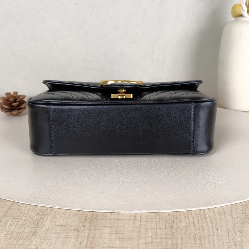 GUCCI Crossbody Bag GG Marmont Small Marmont 22Black CC alfskin Small22 × 6 × 13 cm — cover view 3 of 5