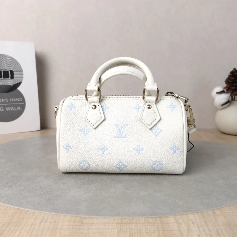 Louis Vuitton Crossbody Bag Speedy Nano White · Blue Calfskinnano16 × 7.5 × 10 cm