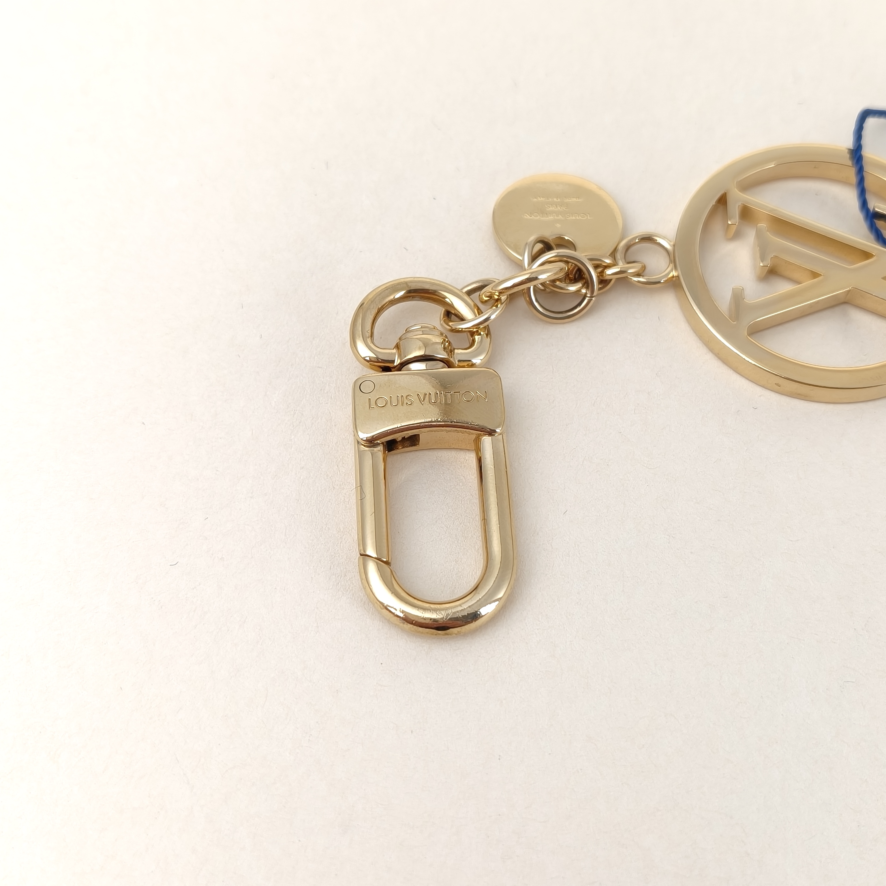 Louis Vuitton Key Ring logo Key Ring Gold 11.5cm — cover view 2 of 8
