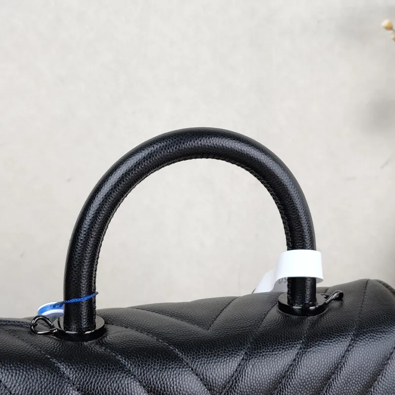 Chanel Top Handle Bag Coco Handle​ v Black Grained Calfskin Small 24 × 10 × 14 cm — detail view 7 of 14