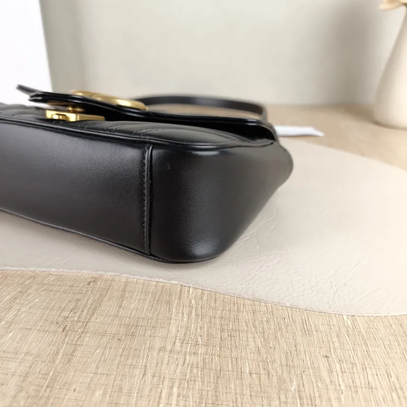 GUCCI Crossbody Bag GG Marmont Small Marmont 22 Black CC alfskin Small 22 × 6 × 13 cm — detail view 8 of 11
