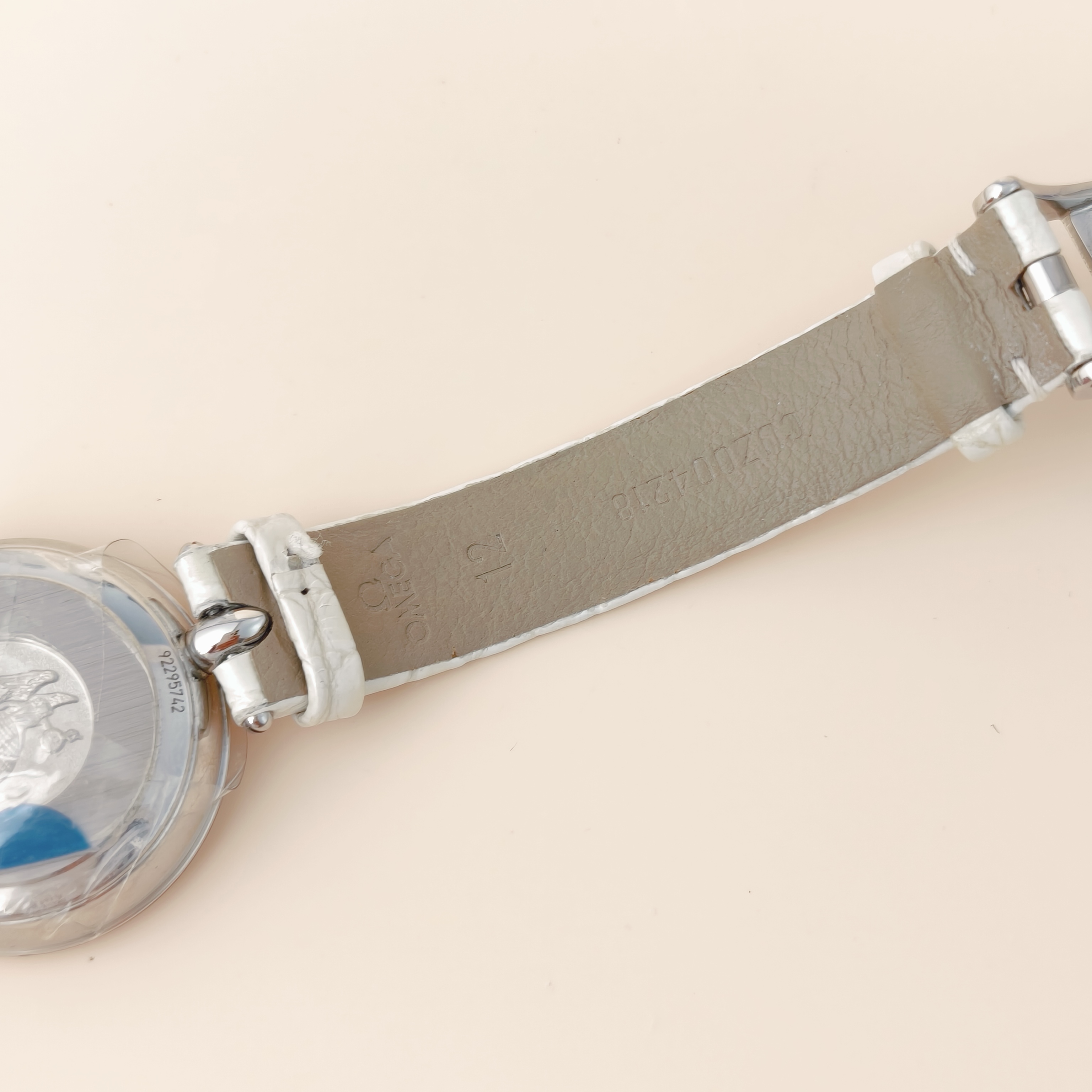 OMEGA Watch Collection Watch One Size27.4 — cover view 8 of 11