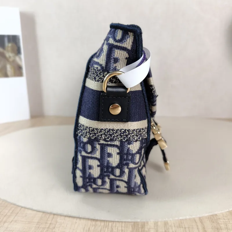 DIOR Crossbody Bag camp Messenger Bag Blue Canvas Small 23 × 8 × 15 cm — detail view 10 of 11