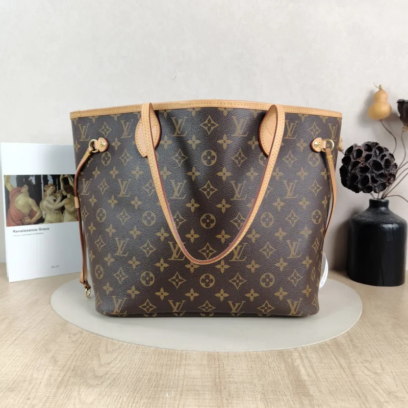 Louis Vuitton Shoulder Bag Neverfull Monogram PVC Medium31 × 14 × 28 cm — cover view 3 of 6