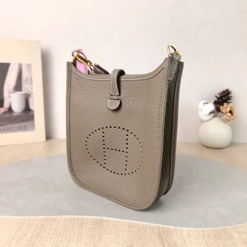 Hermès Crossbody Bag Evelyne Mini 16 Mini 16 TC Calfskin Mini 17 × 5.5 × 18 cm k Blue Shoulder Strap — cover view 5 of 6