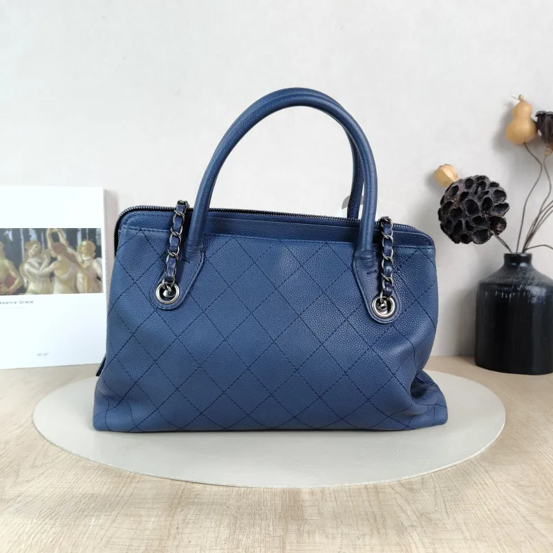 Chanel Top Handle Bag Shoulder Bag Blue Grained Calfskin One Size 33 × 9 × 22 cm 21 — cover view 4 of 6