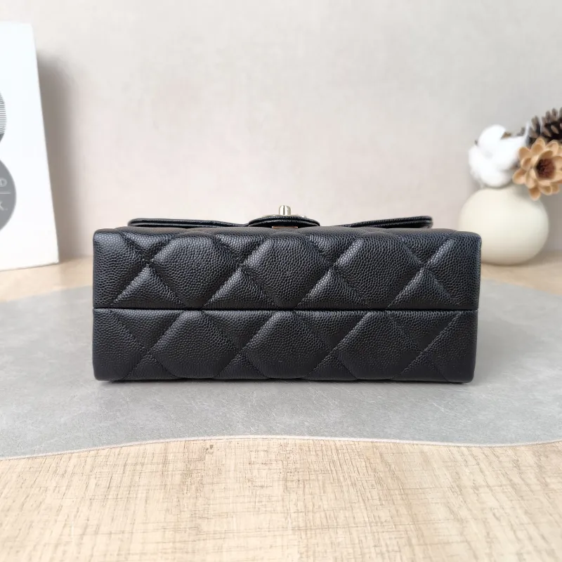 Chanel Crossbody Bag Edition mini Black Grained Calfskin mini 20 × 8 × 12.5 cm — cover view 2 of 6
