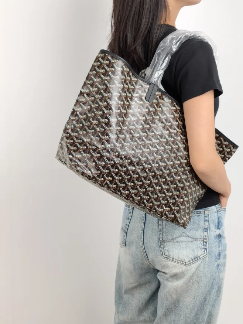 GOYARD Shoulder Bag SAINT LOUIS Shopping Tote Black ine Canvas Small 34 × 15 × 28 cm — on-model view 1 of 2