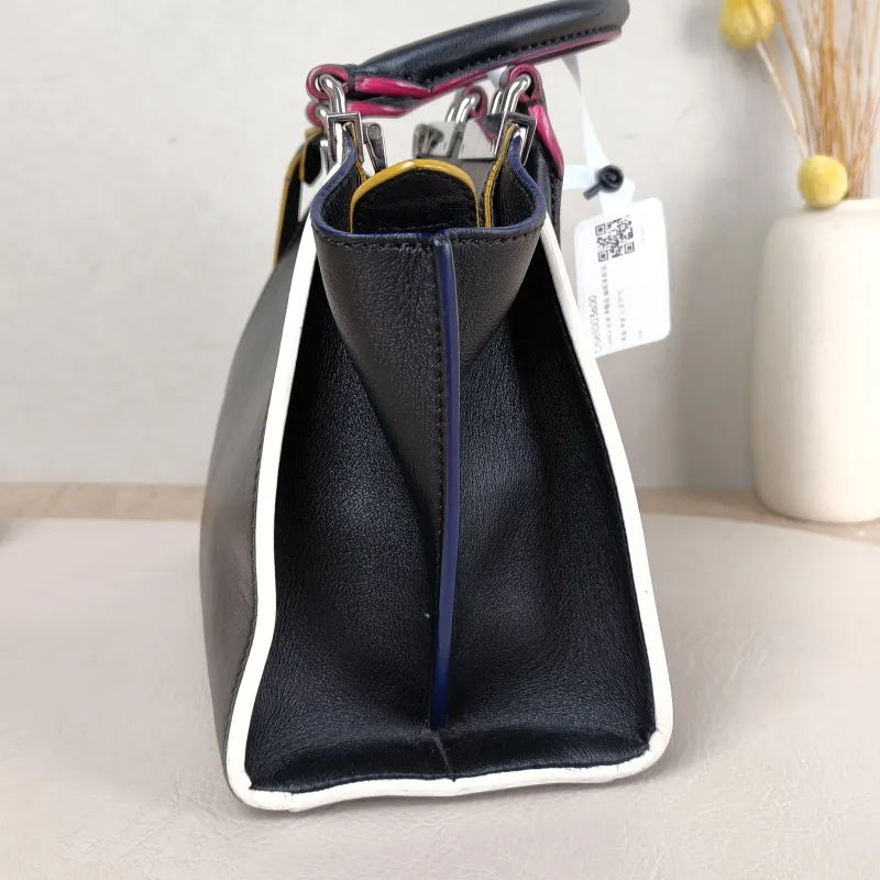 FENDI Top Handle Bag Top Handle Bag Black Calfskin 21.5 × 11 × 17 cm — detail view 1 of 11