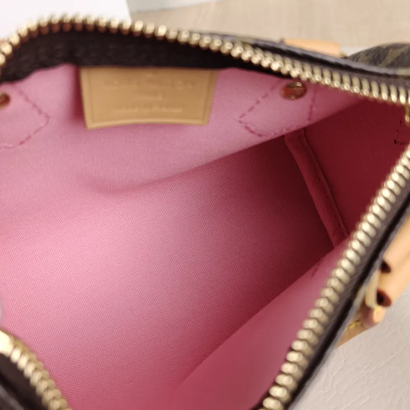 Louis Vuitton Crossbody Bag Speedy Nano Monogram · Vivienne PVC nano 16 × 7.5 × 10 cm — detail view 2 of 10