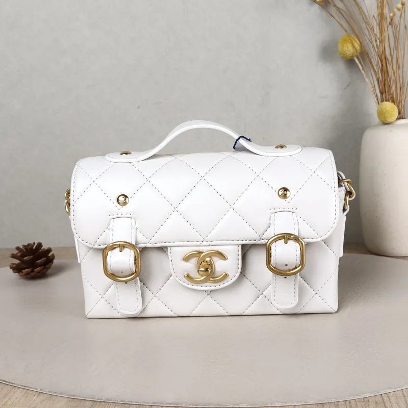 Chanel Crossbody Bag Messenger Bag White Calfskin One Size 20 × 7 × 12.5 cm