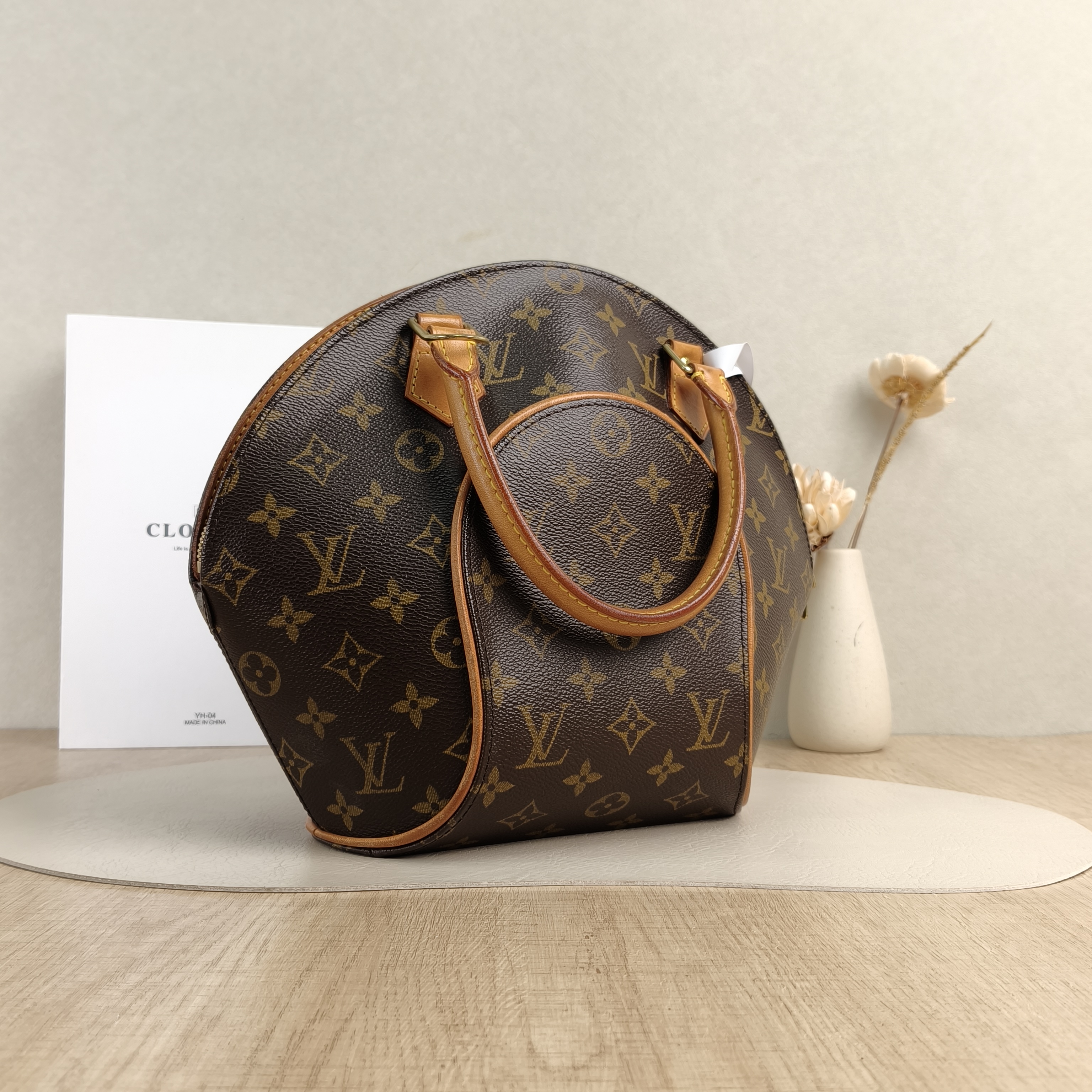 Louis Vuitton Top Handle Bag Vintage Top Handle Bag Monogram PVC One Size21 × 10 × 26 cm — cover view 2 of 5