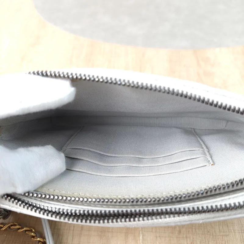 Chanel Crossbody Bag Gabrielle Gabrielle Bag Silver Calfskinmini19 × 4 × 10 cm — detail view 5 of 12
