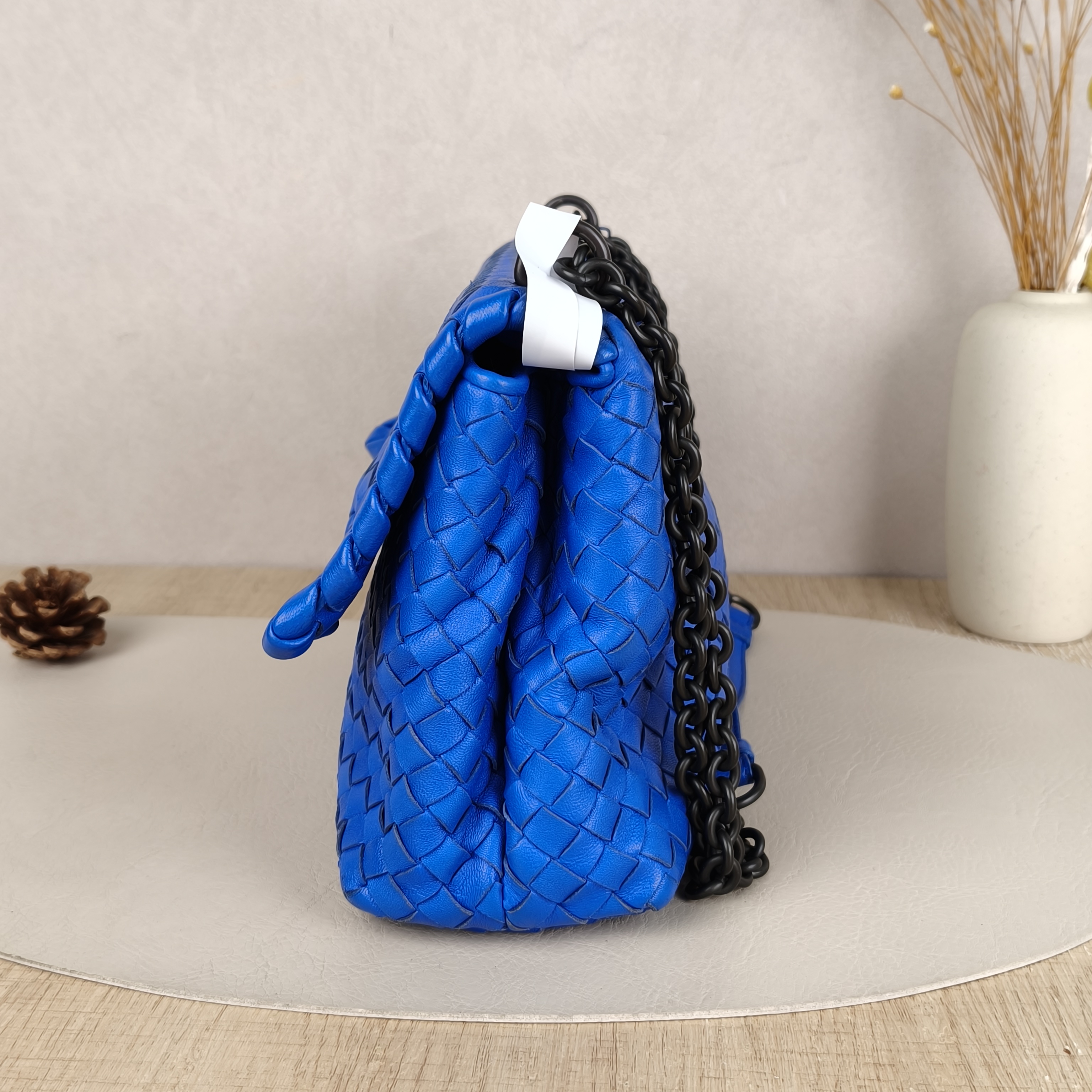 Bottega Veneta Shoulder Bag Woven Messenger Bag Blue Lambskin One Size25 × 8 × 17 cm — cover view 3 of 8