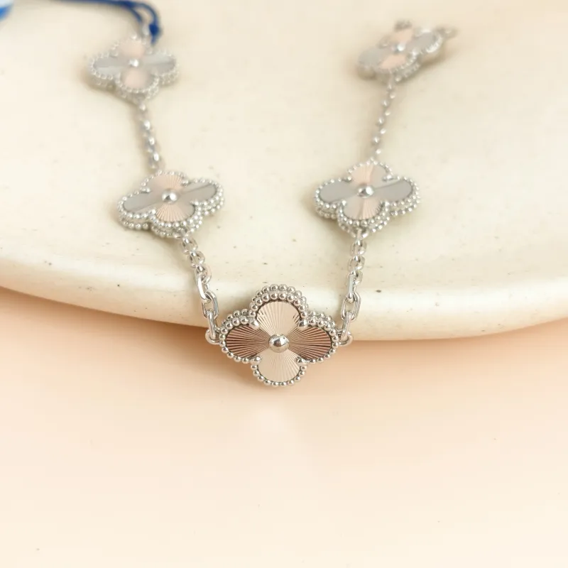 Van Cleef & Arpels Bracelet Alhambra Alhambra Collection Five-Motif Bracelet White Gold 18KW hite Gold Vintage Small 19cm — cover view 4 of 8