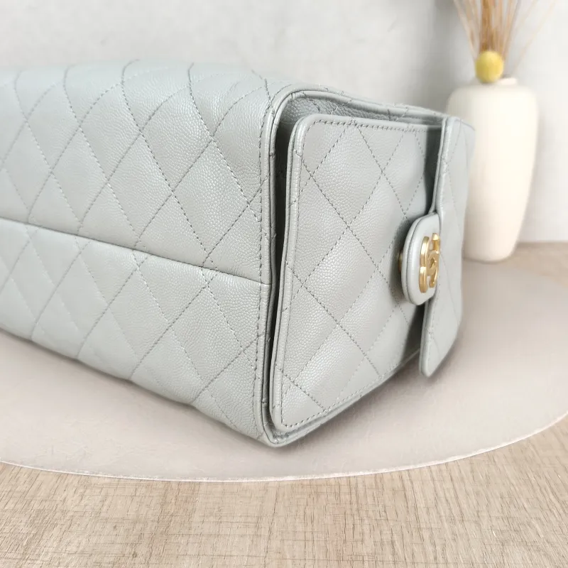 Chanel Shoulder Bag 25Bag Green Grained Calfskin Small 26 × 14 × 30 cm — detail view 10 of 12