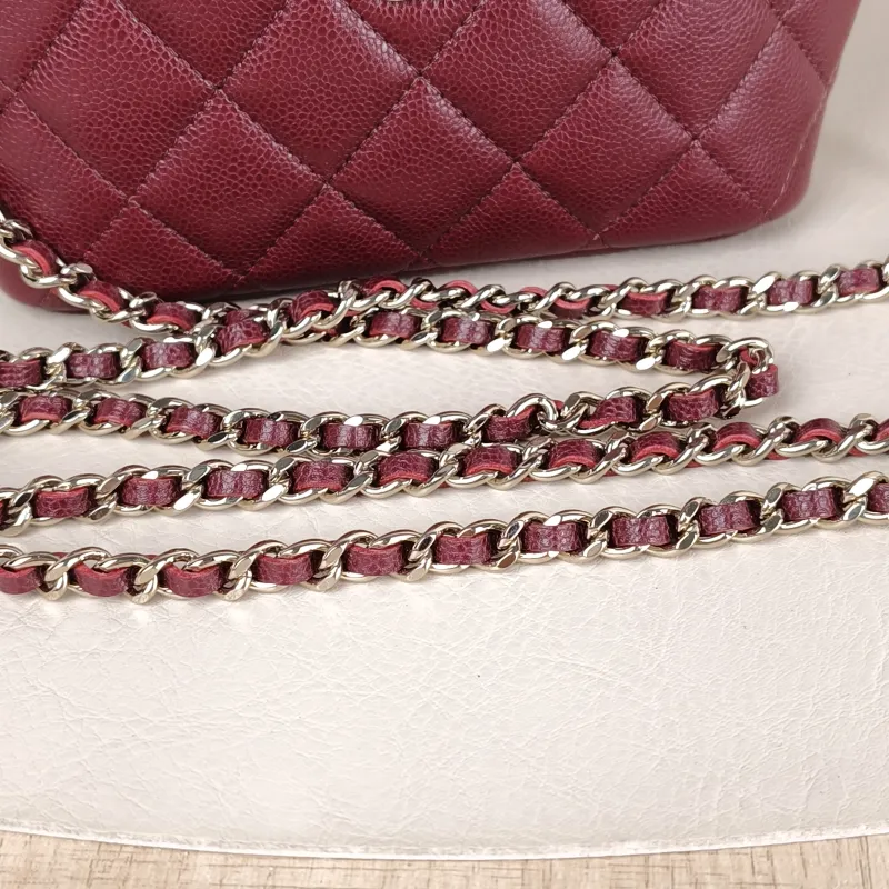 Chanel Crossbody Bag Crossbody Bag Red Grained Calfskin One Size 16 × 6 × 12 cm — detail view 12 of 13